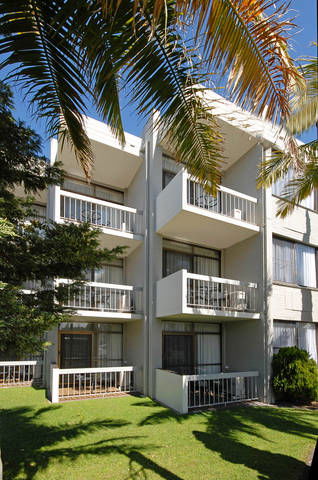 East Port Motor Inn - Melbourne Tourism 4