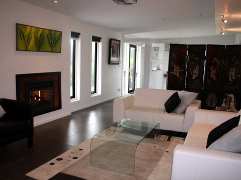 Harmony Bed And Breakfast - Melbourne Tourism 1