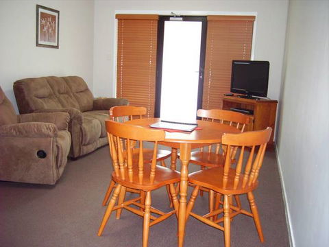 Hervey Bay Colonial Lodge - Melbourne Tourism 4