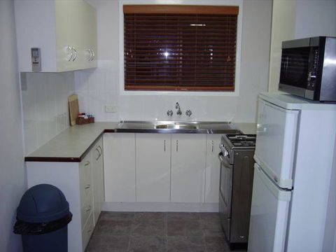 Hervey Bay Colonial Lodge - Melbourne Tourism 5