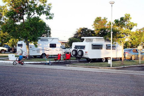 Hughenden Allen Terry Caravan Park - Melbourne Tourism 2