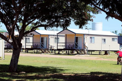 Hughenden Allen Terry Caravan Park - Melbourne Tourism 4