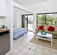 Julians Apartments - Melbourne Tourism