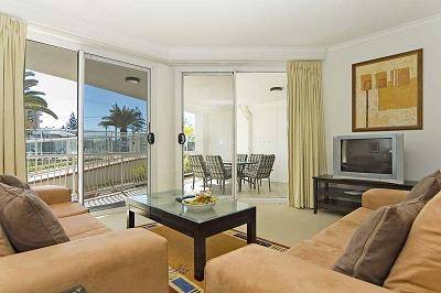 Kirra Beach Apartments - Melbourne Tourism 0