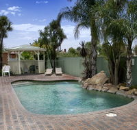 Lincoln Cottage Motor Inn - Melbourne Tourism