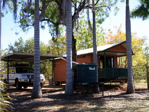 Mataranka Cabins & Camping - Melbourne Tourism 0