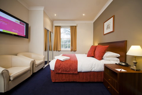 Mercure Canberra - Melbourne Tourism 7