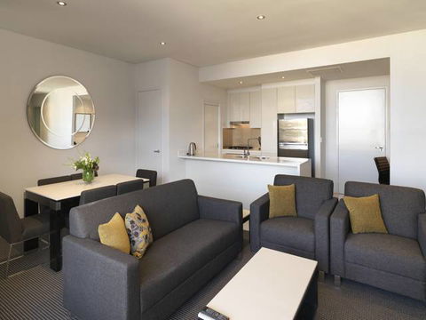 Meriton Serviced Apartments - Zetland - Melbourne Tourism 1