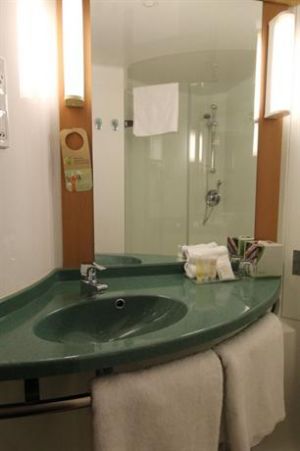 Ibis Newcastle - Melbourne Tourism 1