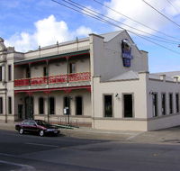 Mitchell River Tavern - Melbourne Tourism