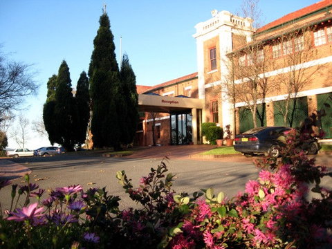 Monte Pio Motor Inn - Melbourne Tourism 0