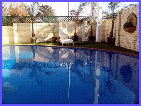 NOAH'S Mid City Motor Inn - Melbourne Tourism 0
