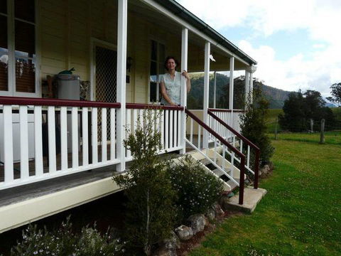 Oaklea Bed And Breakfast & Cottages - Melbourne Tourism 0