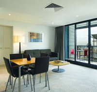 Oaks Horizons Adelaide - Melbourne Tourism
