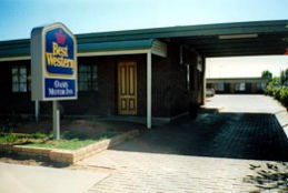Oasis Motor Inn - Melbourne Tourism 0