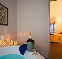 Potshot Hotel Resort - Melbourne Tourism
