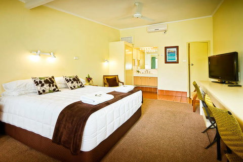 Premier Motor Inn - Melbourne Tourism 1