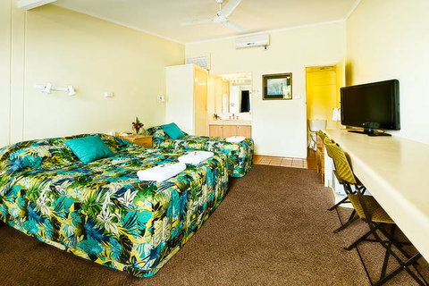 Premier Motor Inn - Melbourne Tourism 3