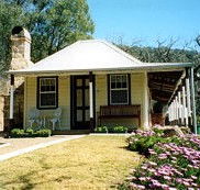 Price Morris Cottage - Melbourne Tourism