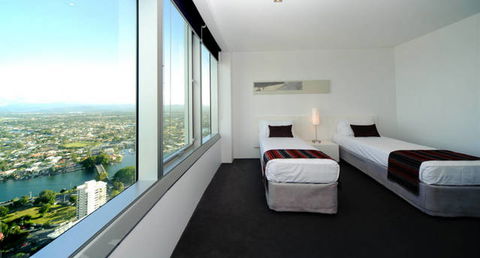 Q1 Resort & Spa - Melbourne Tourism 6