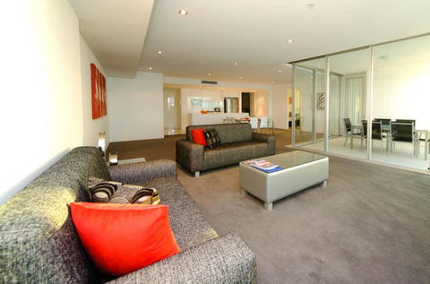Q1 Resort & Spa - Melbourne Tourism 7
