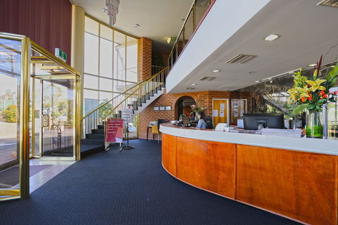 Quality Hotel Melbourne Airport - Melbourne Tourism 0