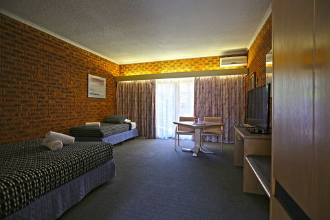 Quality Hotel Melbourne Airport - Melbourne Tourism 3