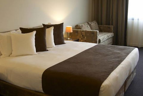Quality Hotel Tabcorp Park - Melbourne Tourism 0