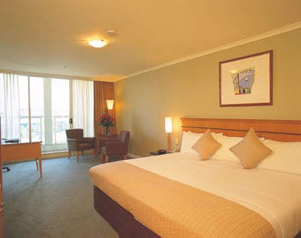 Radisson Hotel & Suites Sydney - Melbourne Tourism 0