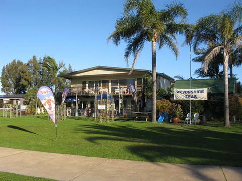 Riviera Caravan Park - Melbourne Tourism 1
