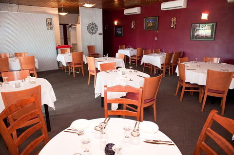 Riviera Motel - Melbourne Tourism 0