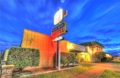 Silver Haven Motor Inn - Melbourne Tourism 2