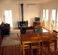 Strath Valley View B and B - Melbourne Tourism
