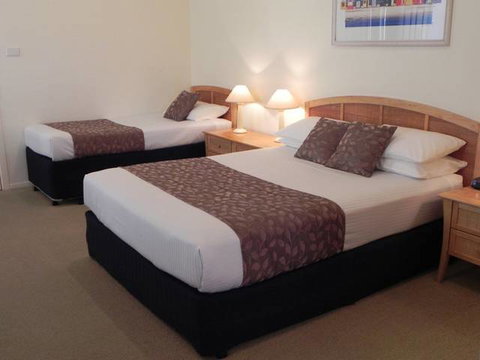 Surf Motel - Melbourne Tourism 0