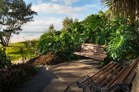 Surfers Royale LTD - Melbourne Tourism 9