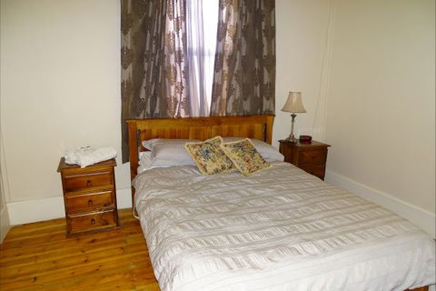 Silver Hill Townhouse - Melbourne Tourism 7