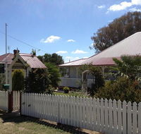 Tenterfield Luxury Historic c1895 Cottage - Melbourne Tourism