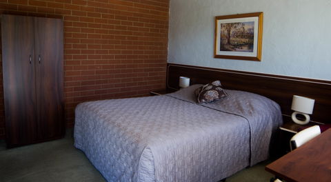 Junction Motor Inn - Melbourne Tourism 10