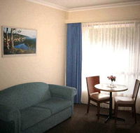 Victoria Lodge Motor Inn  Serviced Apartments - Melbourne Tourism