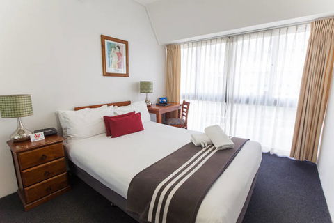 Y Hotel Hyde Park - Melbourne Tourism 9