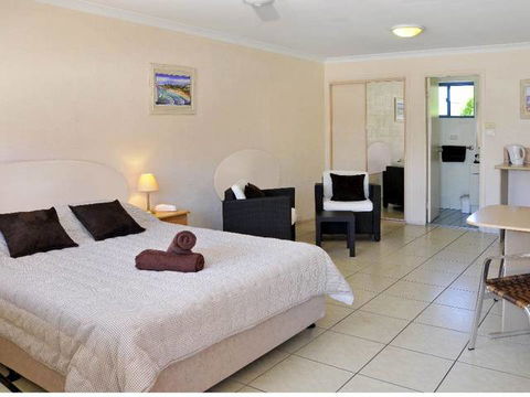 Yamba Twin Pines Motel - Melbourne Tourism 0