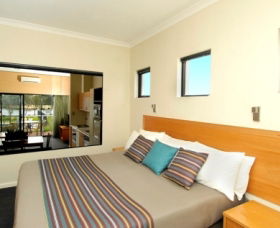 Assured Ascot Quays Apartment Hotel - Melbourne Tourism 1