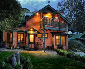 Como Cottages - Melbourne Tourism 0
