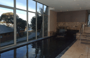 Breathtaker on High Spa Retreat - Melbourne Tourism