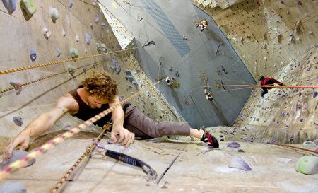 Cliffhanger Climbing Gym - Melbourne Tourism 2
