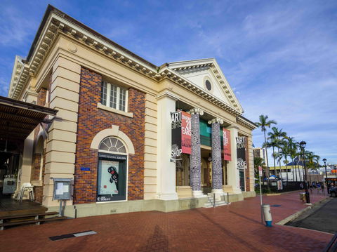 Cairns Regional Gallery - Melbourne Tourism 9