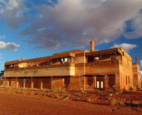 Big Bell Ghost Town - Melbourne Tourism 0