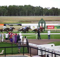 Pinjarra Race Club - Melbourne Tourism