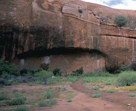 Walga Rock - Melbourne Tourism 0