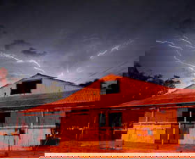 Red Dirt Photographic Gallery - Melbourne Tourism 0